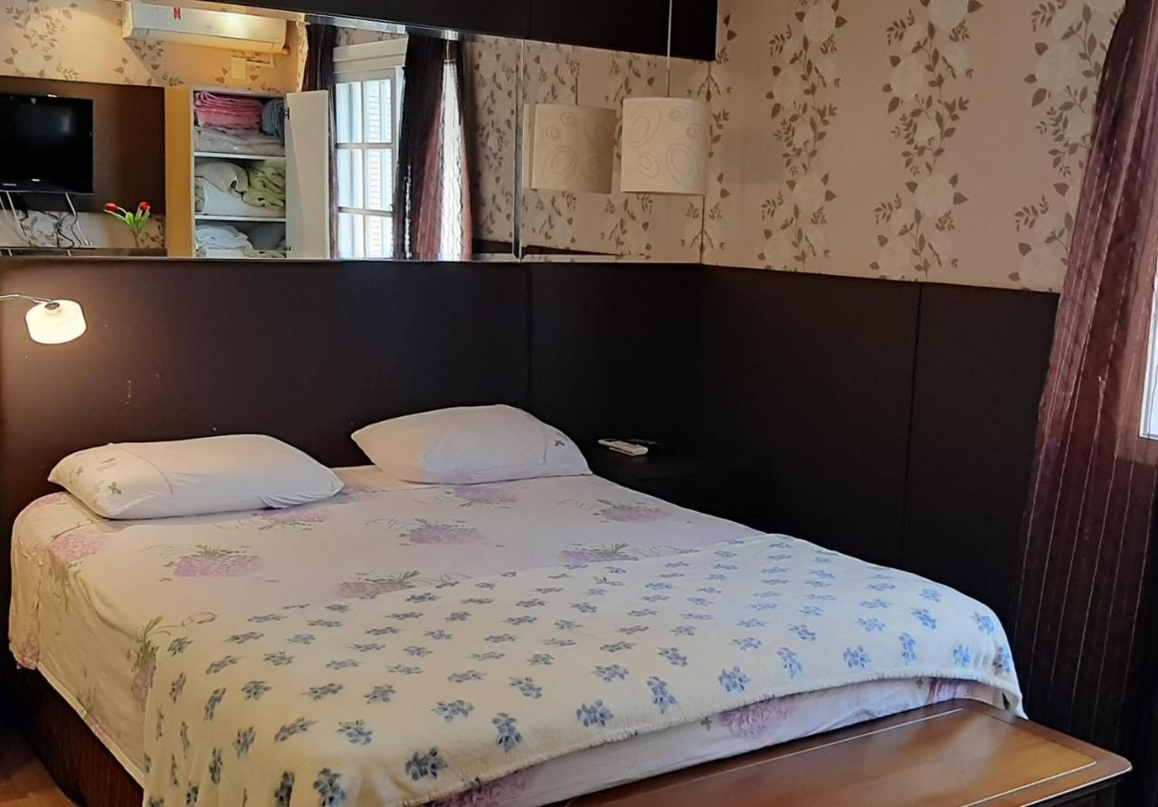 Residencial Vicenza Διαμέρισμα Γκραμάντο Εξωτερικό φωτογραφία